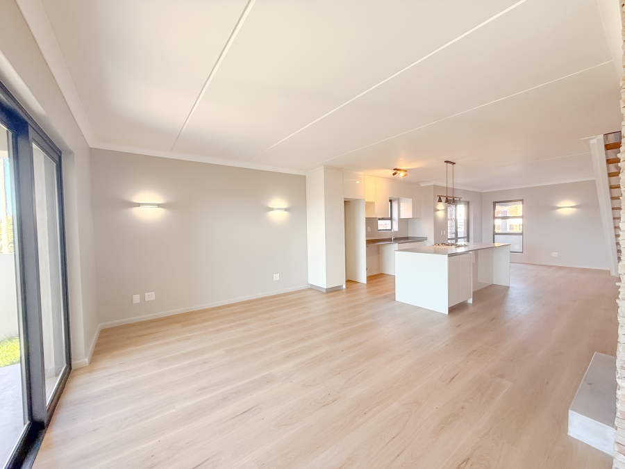 3 Bedroom Property for Sale in Plettenberg Bay Central Western Cape